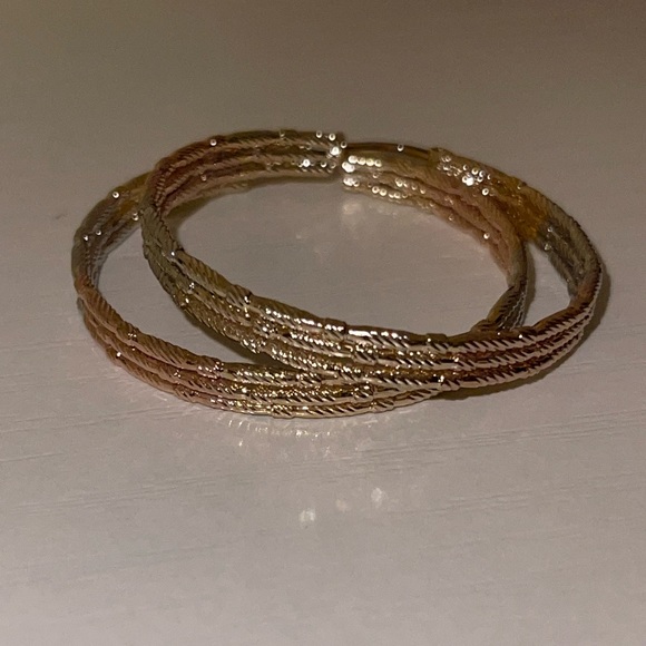 Medium size Gold Plated Hoop earrings. Multicolored. - Picture 1 of 3